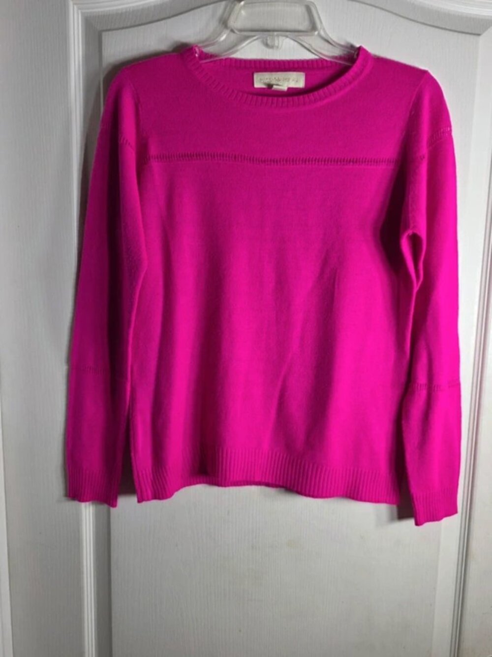 Nicki Minaj hot pink lightweight pullover sweater size small